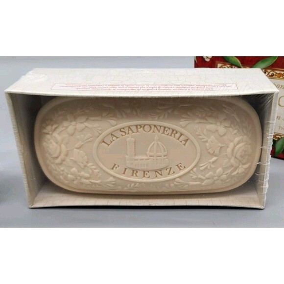 Cinnamon Scented Soap La Saponeria Firenze Merry Christmas Set of 2 Italy Made - Picture 5 of 9
